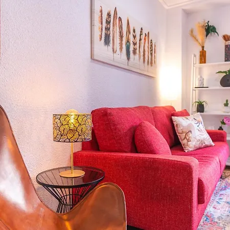Myflats Side Apartment *